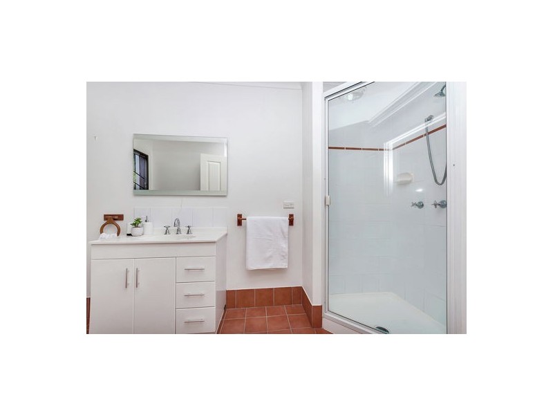 25 Hall Street, Edge Hill QLD 4870