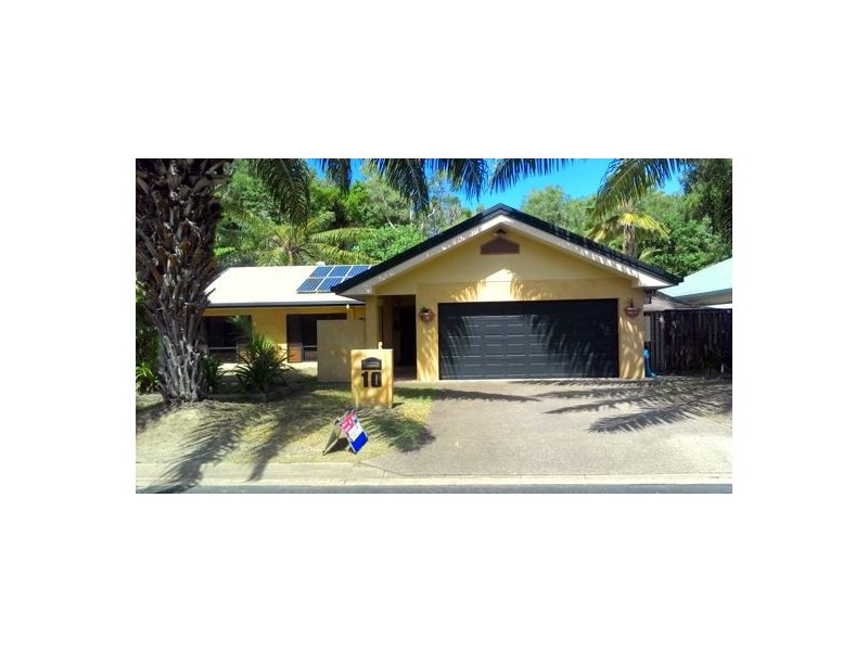 10 Barrier Close, Clifton Beach QLD 4879