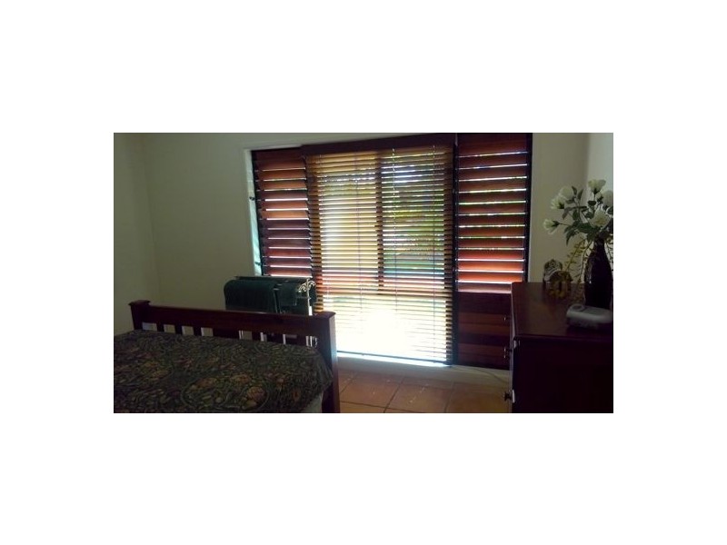 10 Barrier Close, Clifton Beach QLD 4879