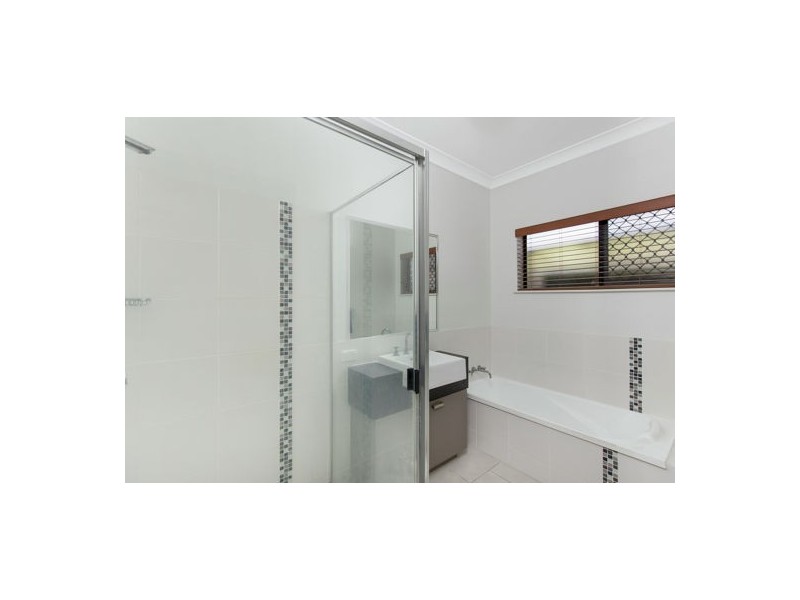 46 Phoenix Street, White Rock QLD 4868