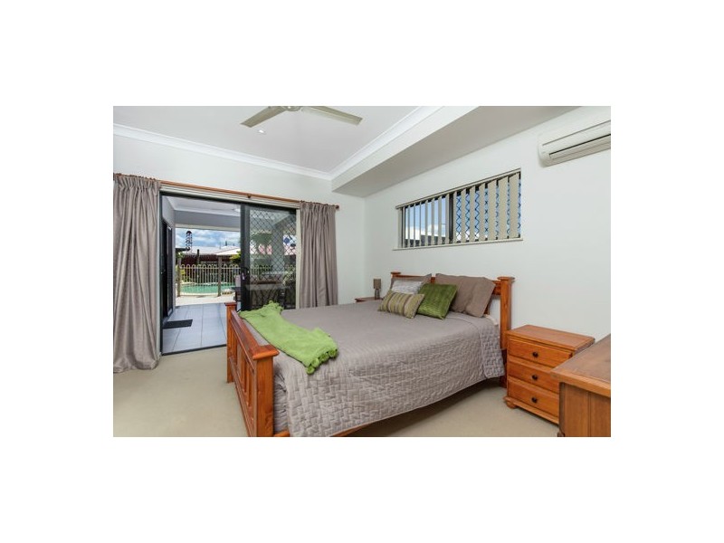 46 Phoenix Street, White Rock QLD 4868