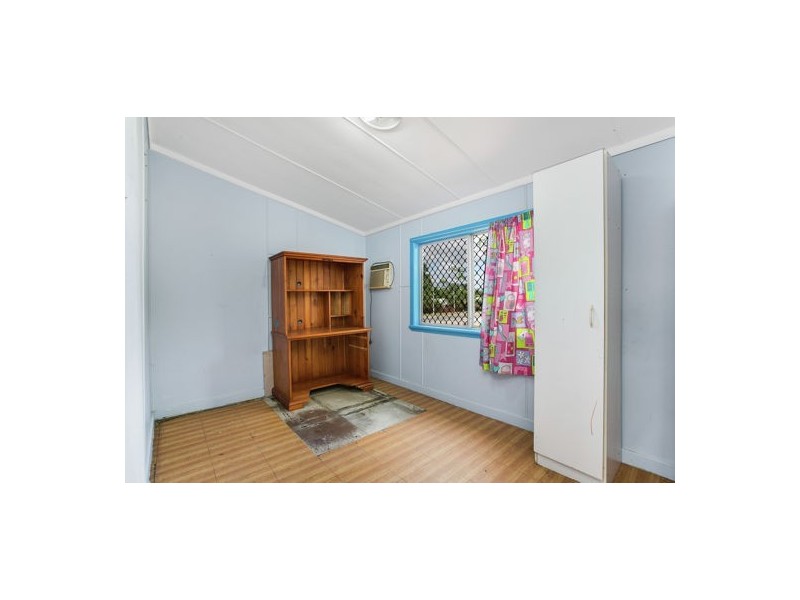 28 Grove Street, Cairns North QLD 4870