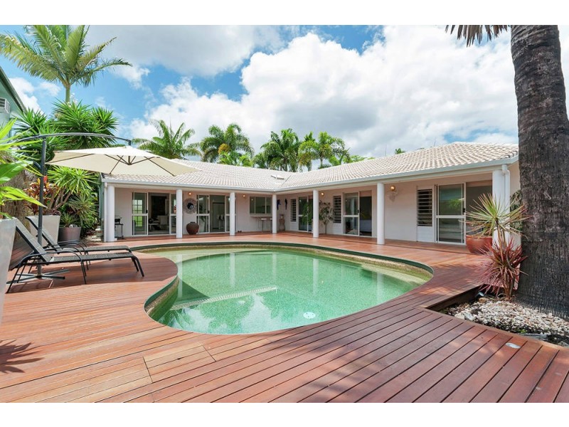 51 Nolan Street, Whitfield QLD 4870