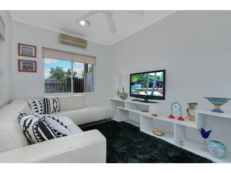 51 Nolan Street, Whitfield QLD 4870