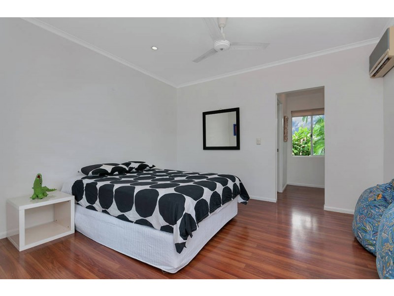 51 Nolan Street, Whitfield QLD 4870