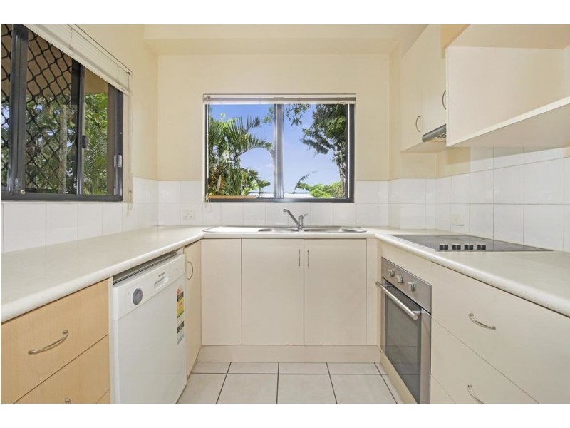 6/183 Martyn Street, Manunda QLD 4870