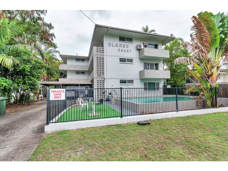 3/282 Lake Street, Cairns North QLD 4870