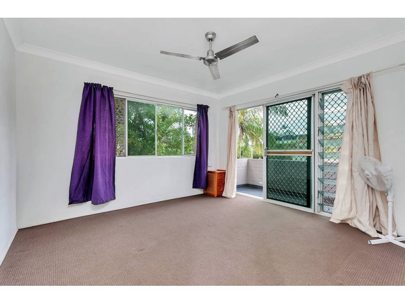 3/282 Lake Street, Cairns North QLD 4870