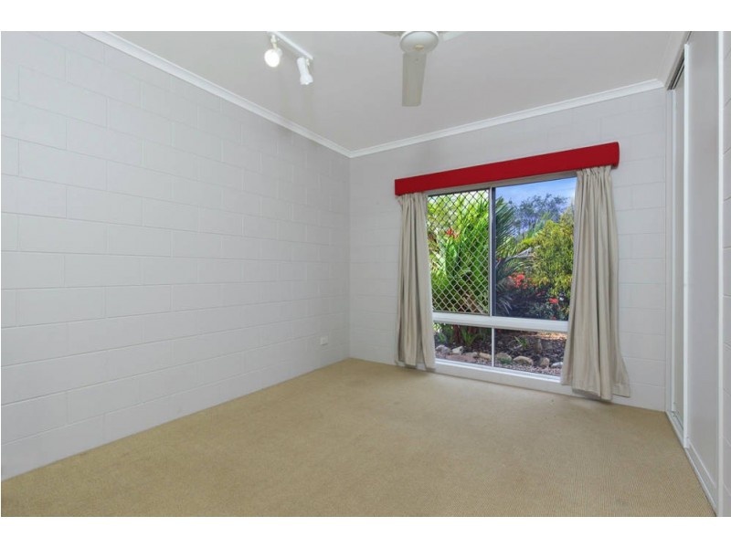 7 Boxwood Close, Mount Sheridan QLD 4868