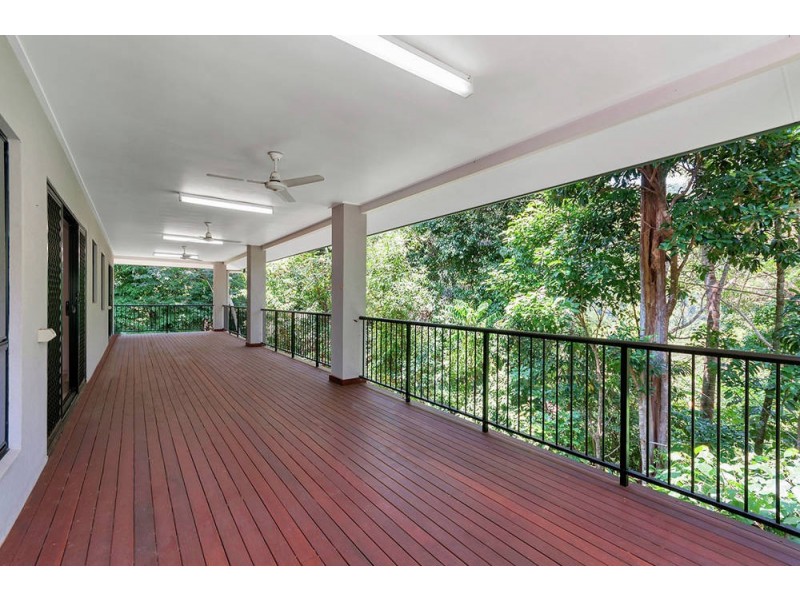 10 Leafy Close, Redlynch QLD 4870