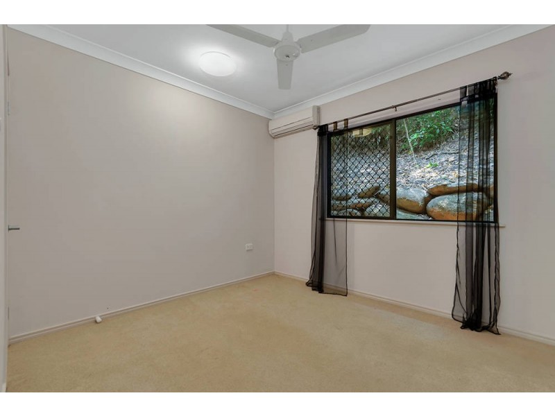 10 Leafy Close, Redlynch QLD 4870
