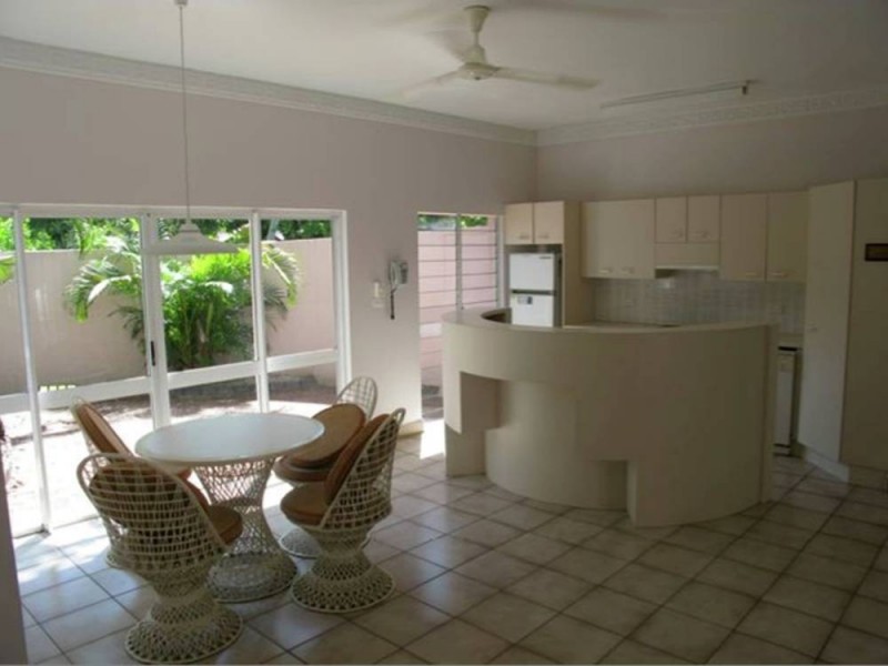 24 Petersen Street, Trinity Beach QLD 4879