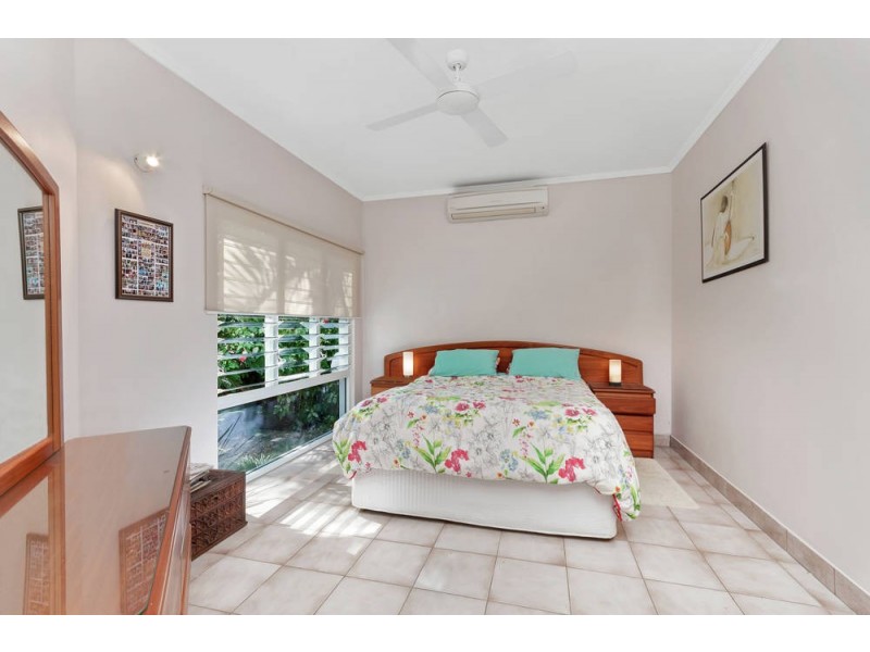 24 Petersen Street, Trinity Beach QLD 4879