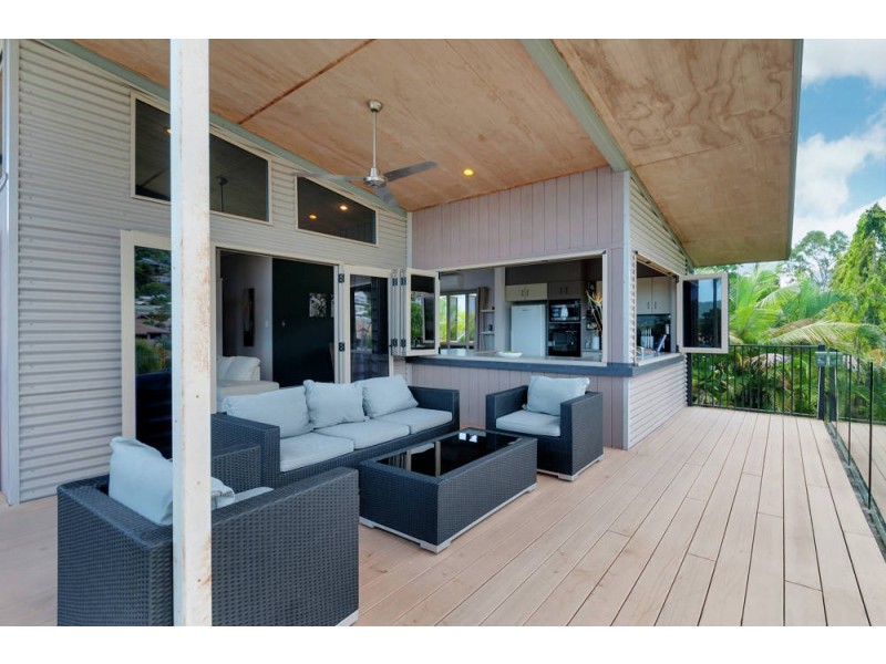 5 Eleanor Close, Mooroobool QLD 4870