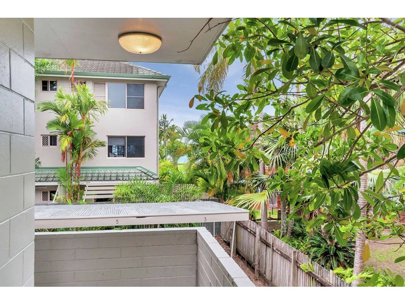 3/282 Lake Street, Cairns QLD 4870