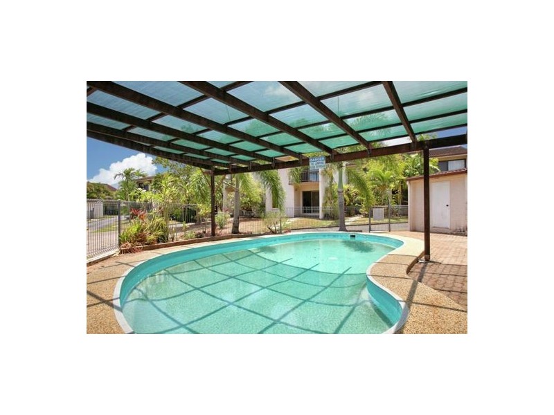 2/58-64 Mazlin Close, Edge Hill QLD 4870