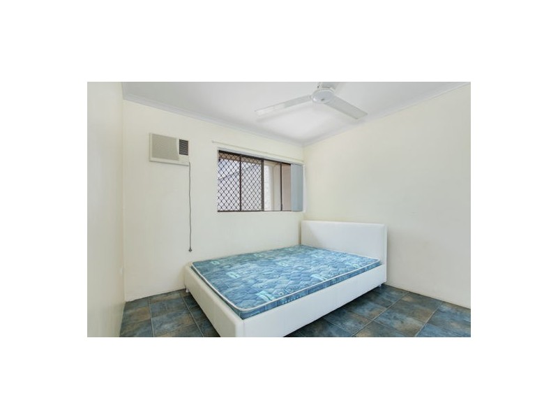 2/58-64 Mazlin Close, Edge Hill QLD 4870