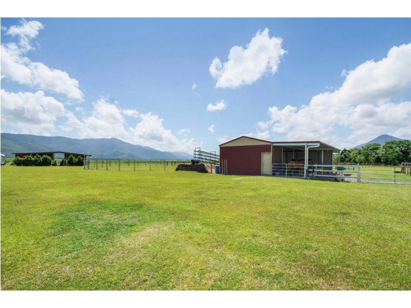 214 Crossland Rd, Gordonvale QLD 4865