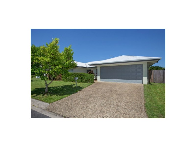 4 Hoffman Close, White Rock QLD 4868