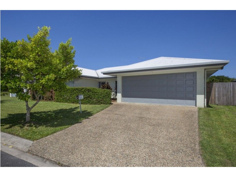 4 Hoffman Close, White Rock QLD 4868