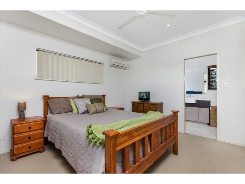 46 Phoenix Street, White Rock QLD 4868