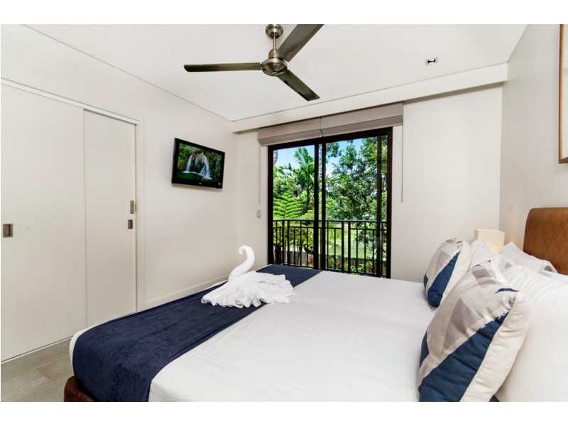 201/5 Triton Street, Palm Cove QLD 4879
