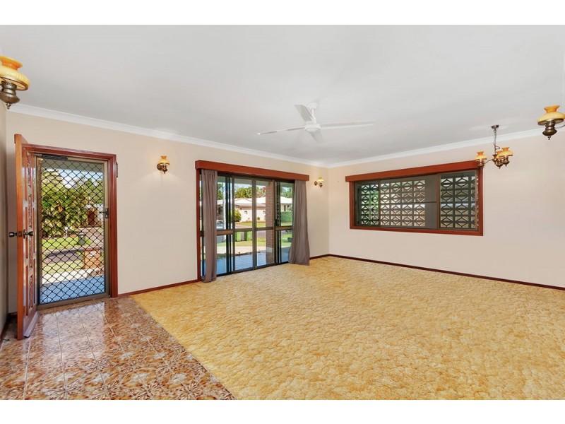 2 Woomala Street, Woree QLD 4868