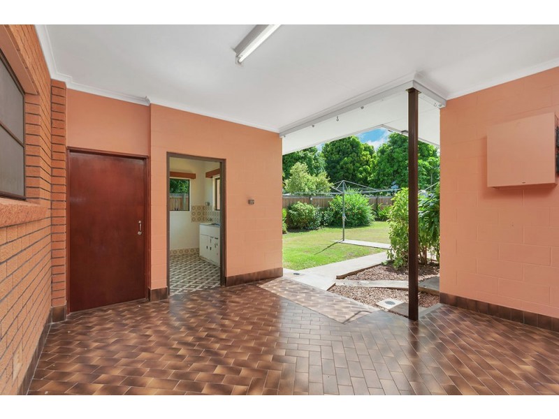 2 Woomala Street, Woree QLD 4868