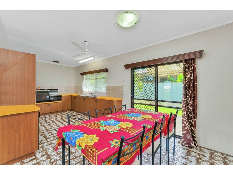 1 Watkins Close, Mooroobool, Cairns QLD 4870