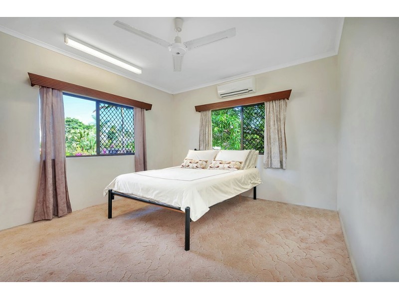 1 Watkins Close, Mooroobool, Cairns QLD 4870