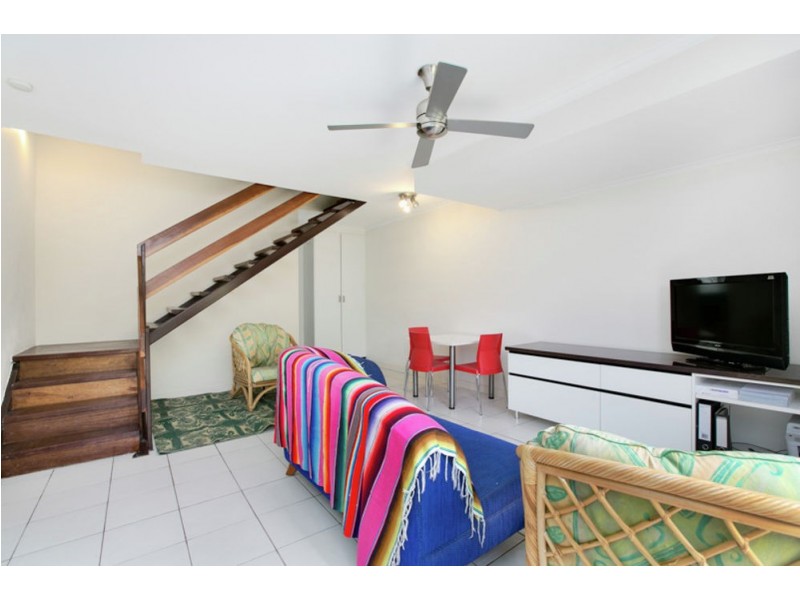 10/7 McPherson Close, Edge Hill QLD 4870
