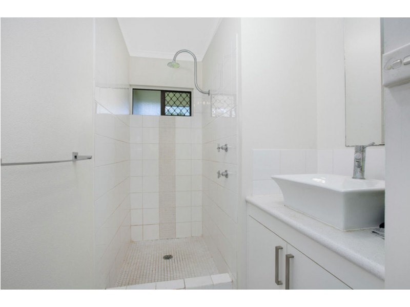 10/7 McPherson Close, Edge Hill QLD 4870