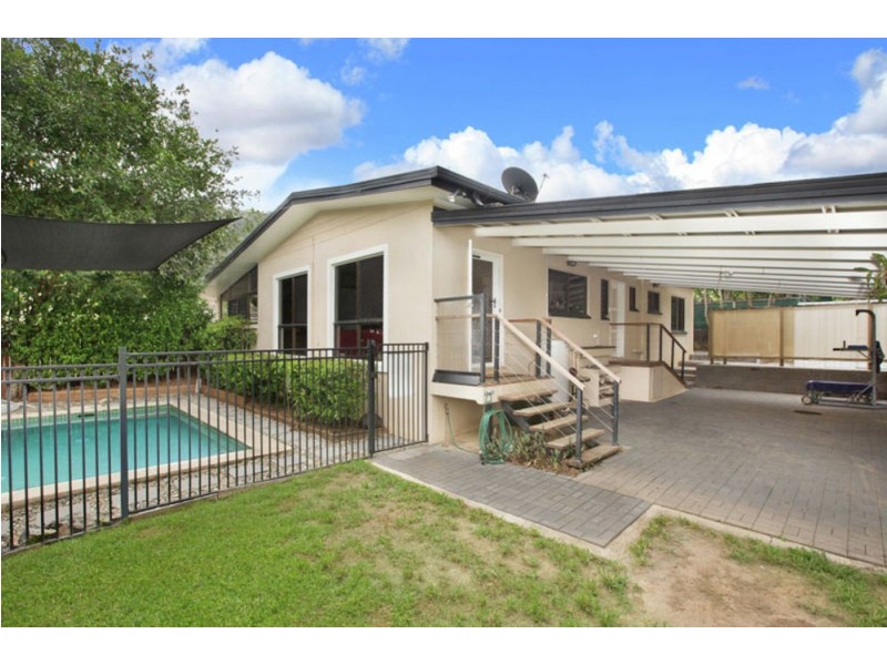 42 Irene Street, Mooroobool QLD 4870