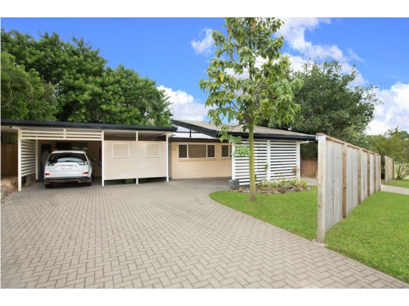 42 Irene Street, Mooroobool QLD 4870