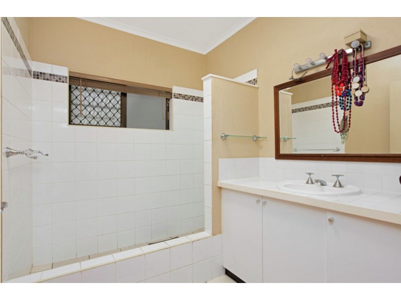 42 Irene Street, Mooroobool QLD 4870