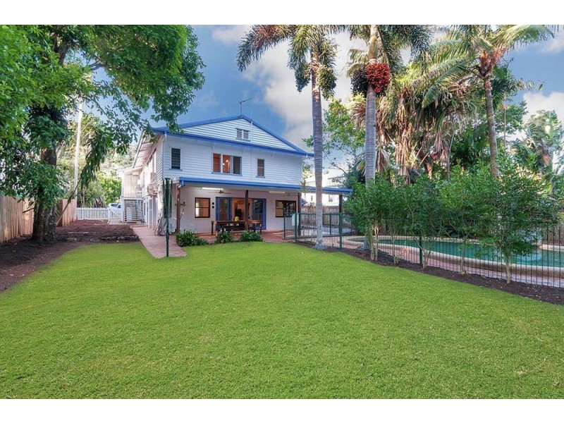25 Hall Street, Edge Hill QLD 4870
