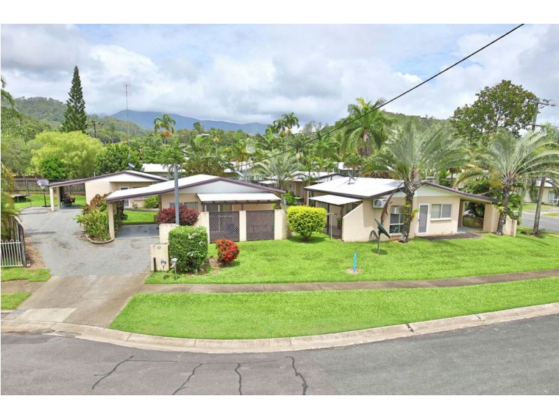 7-9 Nesbit Street, Whitfield QLD 4870