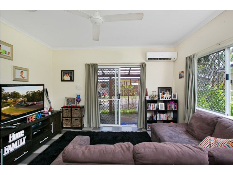 7-9 Nesbit Street, Whitfield QLD 4870