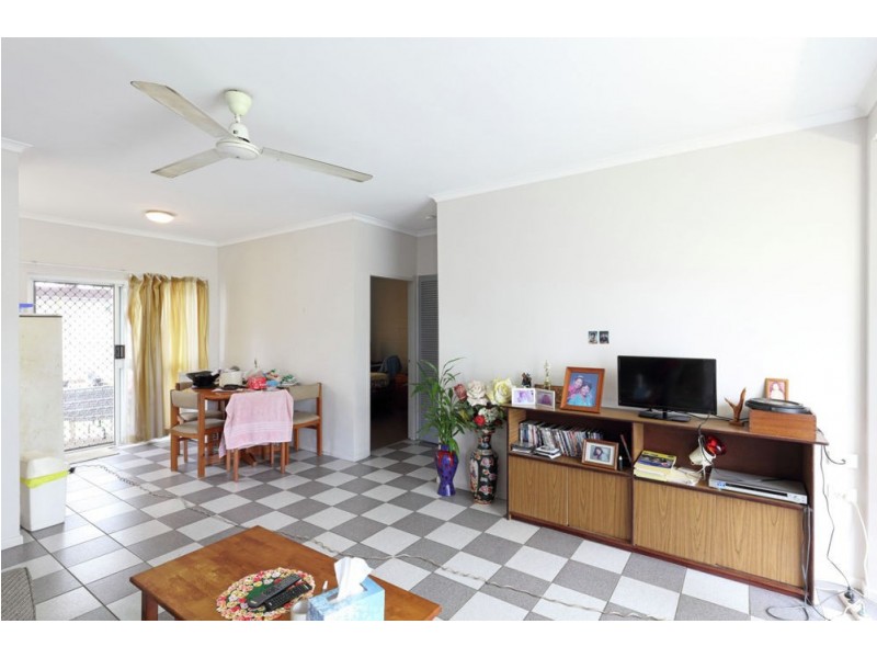 7-9 Nesbit Street, Whitfield QLD 4870