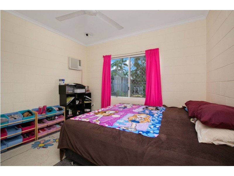 7-9 Nesbit Street, Whitfield QLD 4870