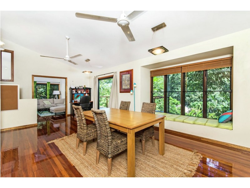1 Cedrela Close, Kamerunga QLD 4870