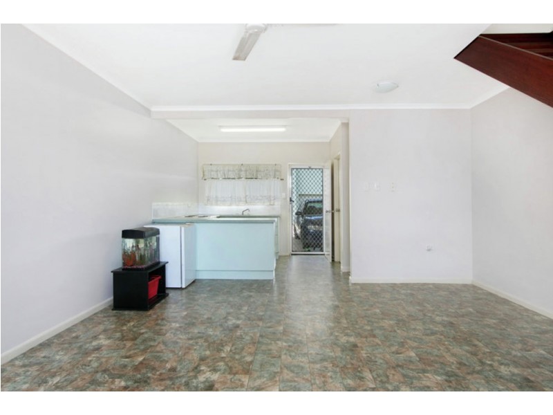 6/690 Bruce Highway, Woree QLD 4868