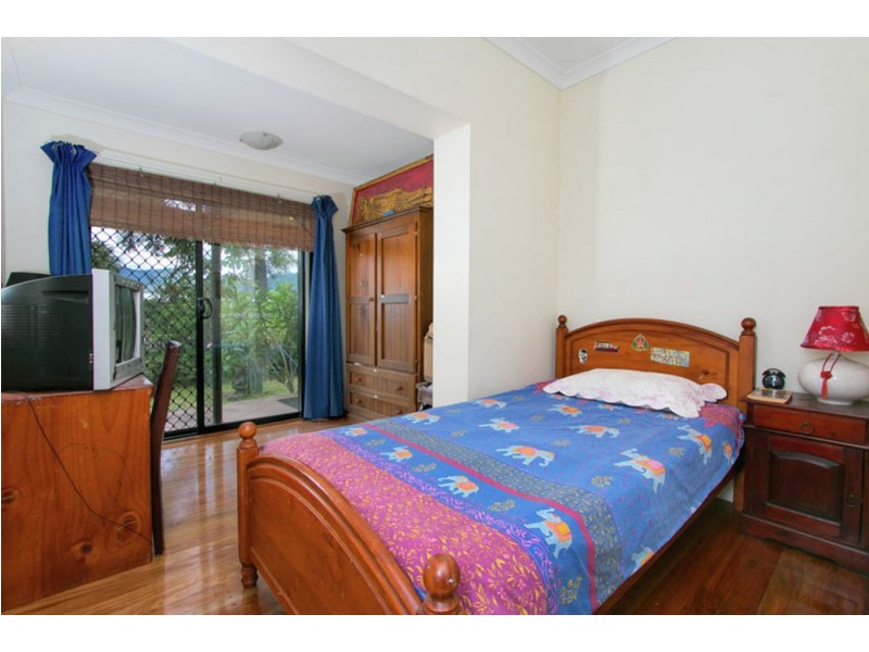 270 Aumuller Street, Westcourt QLD 4870