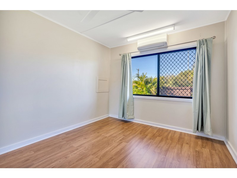 261 Aumuller Street, Westcourt QLD 4870