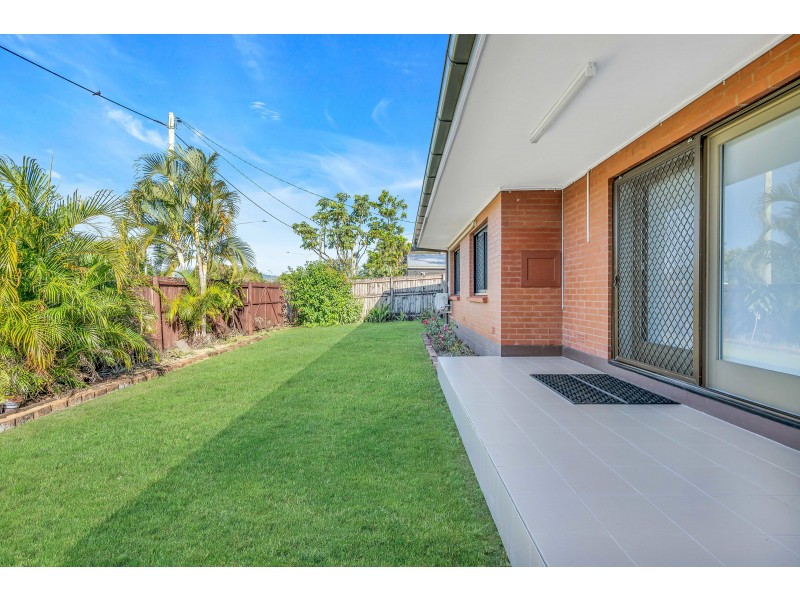 261 Aumuller Street, Westcourt QLD 4870