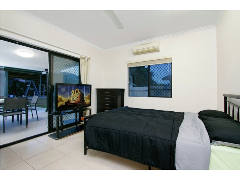 9 Milano Street, Woree QLD 4868