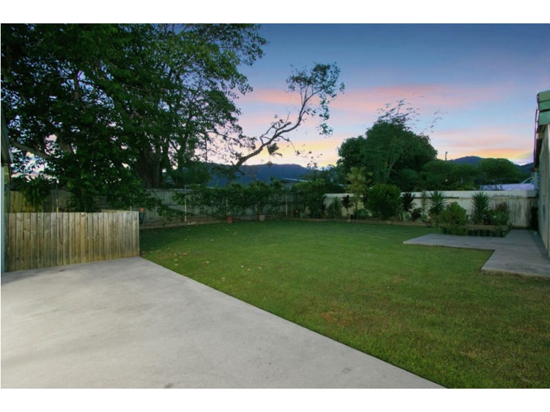 9 Milano Street, Woree QLD 4868