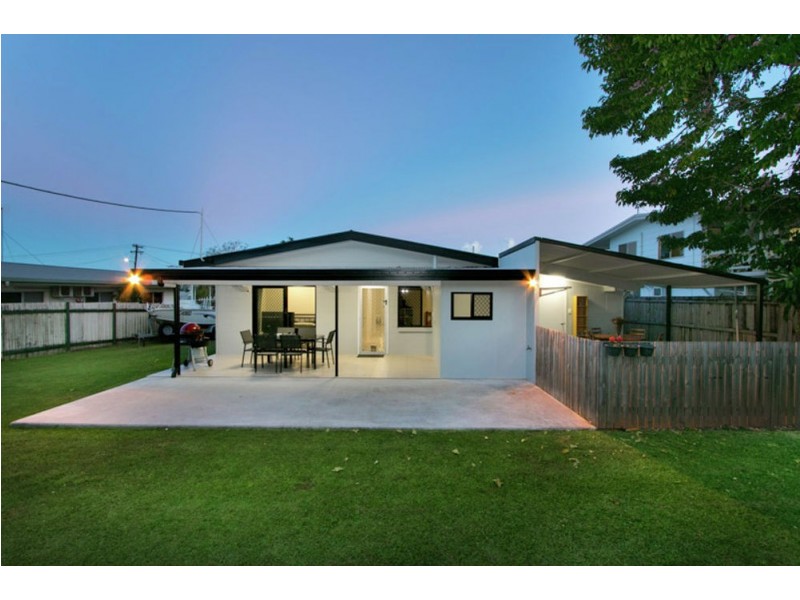 9 Milano Street, Woree QLD 4868