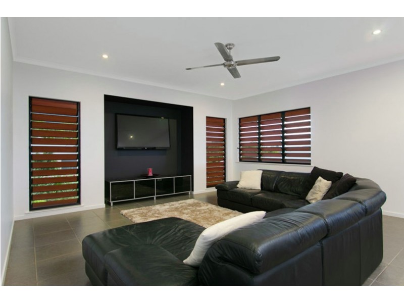 21 Anson Street, Bentley Park QLD 4869