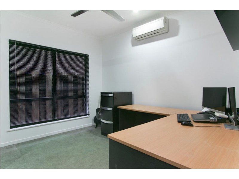 21 Anson Street, Bentley Park QLD 4869